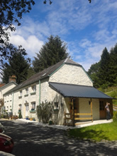 Hiraeth Bunkhouse